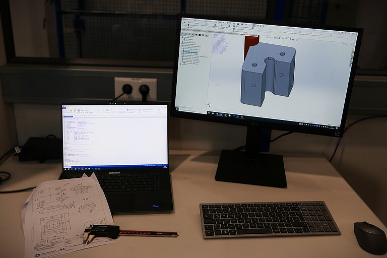 CAD CAM programming